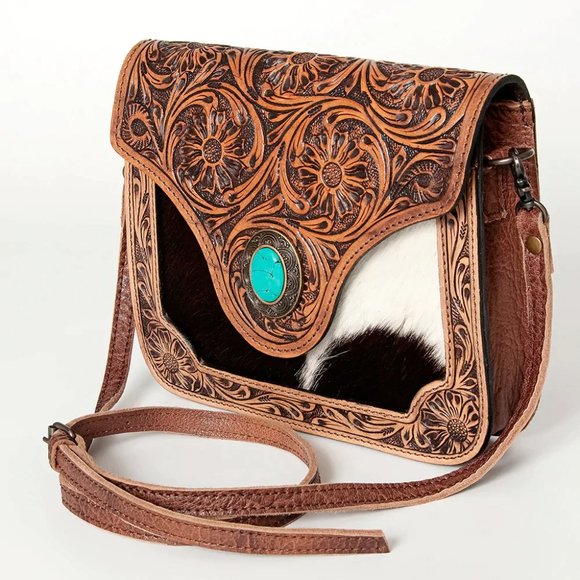 NWT New American Darling Cowhide & Tooled Turquoise Stone Crossbody Messenger